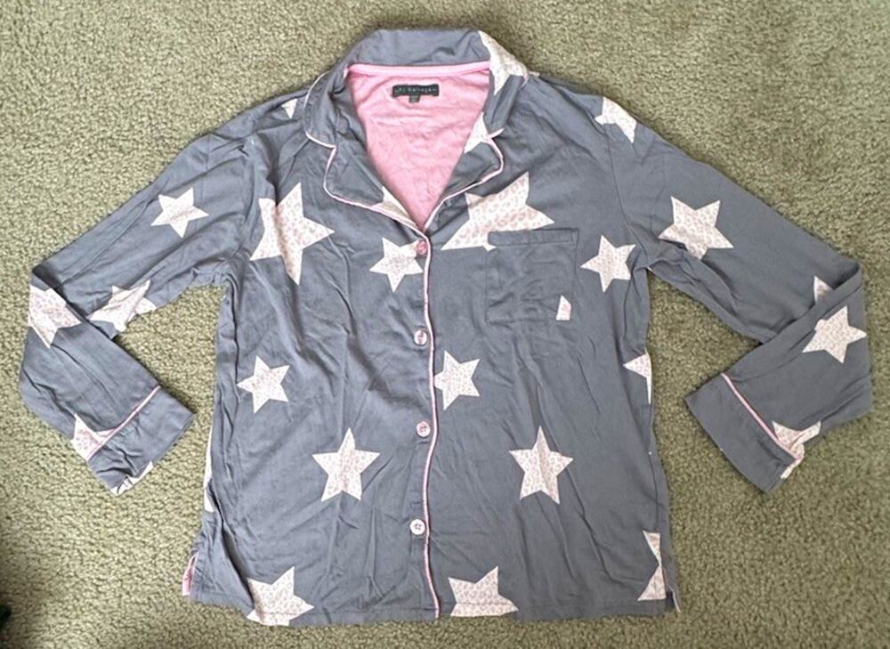 PJ Salvage Womens Medium Gray Pink Leopard Star Pajama Top Button Front